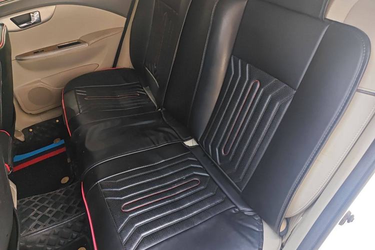 Used Buick Excelle 2015 1.5L Automatic Classic Model
