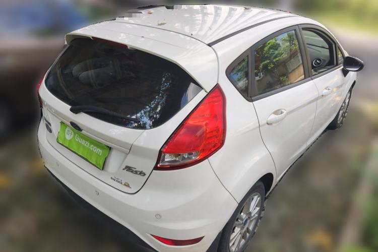 Used Ford Fiesta 2013 Hatchback 1.5L Automatic Fashion Edition
