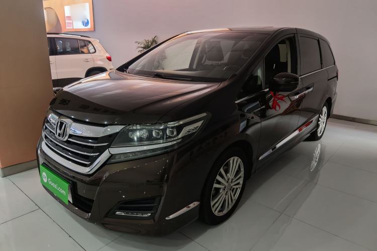 Used Honda Elysion 2016 2.4L Luxury Edition

