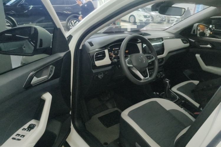 Used Volkswagen Tharu 2025 New Sharp 1.5L Ambitious Edition
