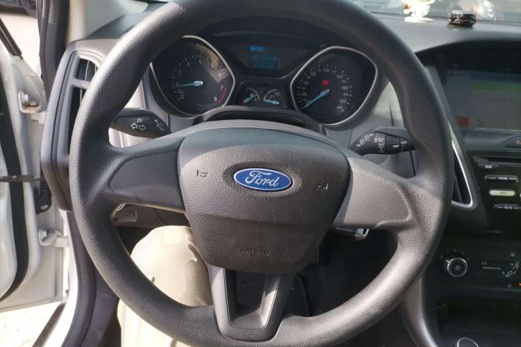 Used Ford Focus 2018 Hatchback Classic 1.6L Automatic Comfort Plus SmartDrive Edition
