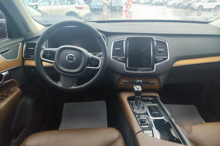Used Volvo XC90 2019 T6 Zhiyi Edition 7-Seater China VI Standard
