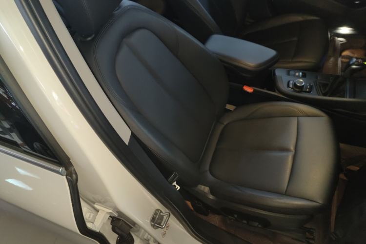 Used BMW X1 2019 sDrive20Li Leading Model
