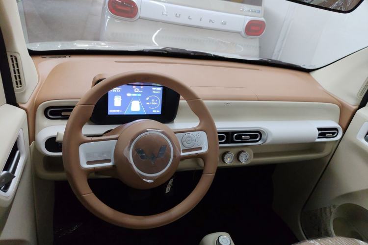 Used Wuling Hongguang MINIEV 2024 3rd Generation 215km Youth Edition
