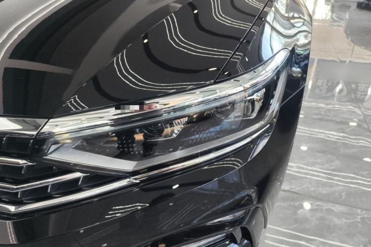 Used Volkswagen Magotan 2023 2 Million Units Limited-Edition 380TSI DSG Flagship Version
