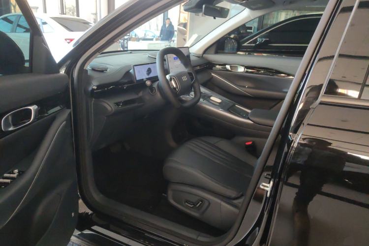 Used  E5 2024 440km Exploration Version
