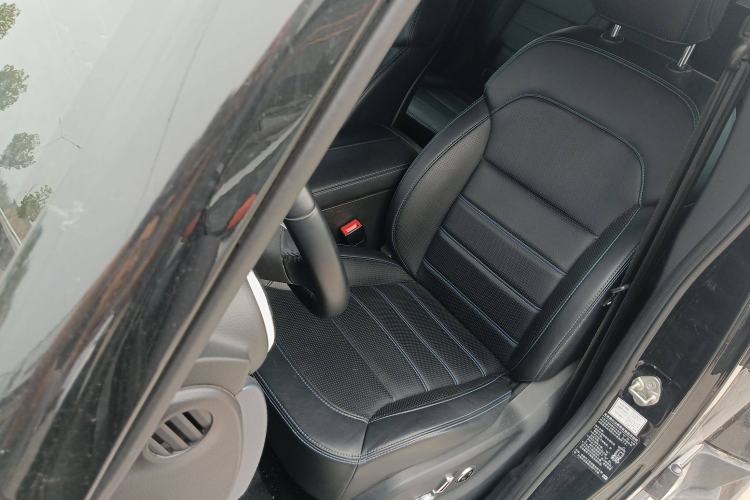 Used Beijing Auto BJ40 2020 2.0T Automatic Four-Wheel Drive Urban Hunter Edition Chivalrous Type
