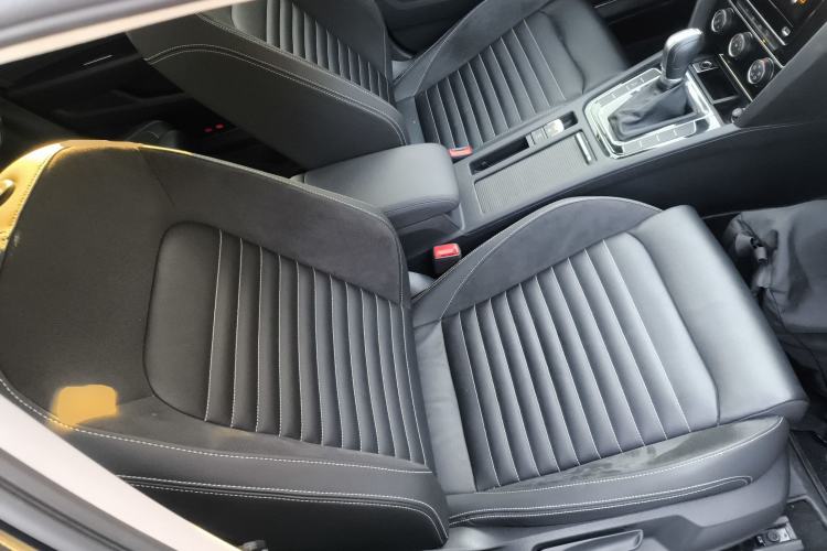 Used Volkswagen Magotan 2020 280TSI DSG Comfort Edition
