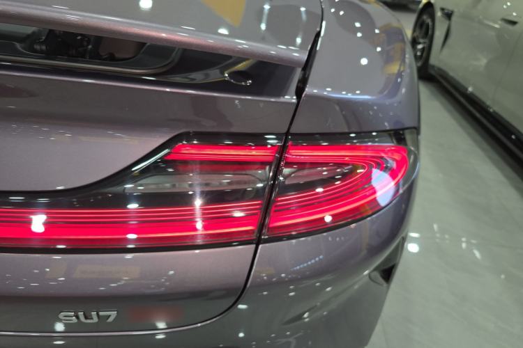 Used  SU7 2024 Four-Wheel Drive Ultra-Long Range Advanced Intelligent Driving Max Edition