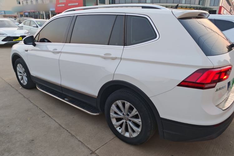 Used Volkswagen Tiguan L 2017 330TSI Automatic Two-Wheel Drive Luxury Edition

