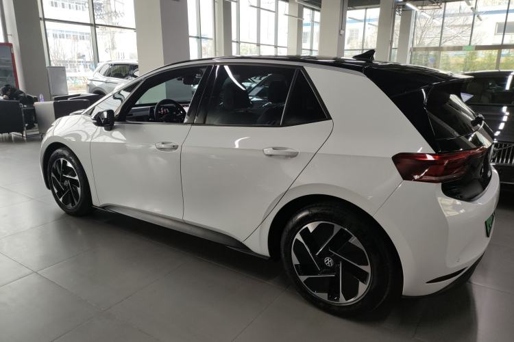 Used Volkswagen ID.3 2024 Outstanding Edition
