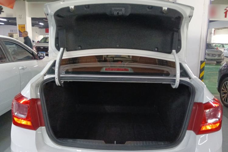 Used Chevrolet Cruze 2015 1.5L Classic SE MT
