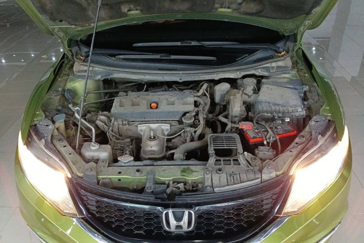 Used Honda Jade 2013 1.8L CVT Luxury Edition 5 seats
