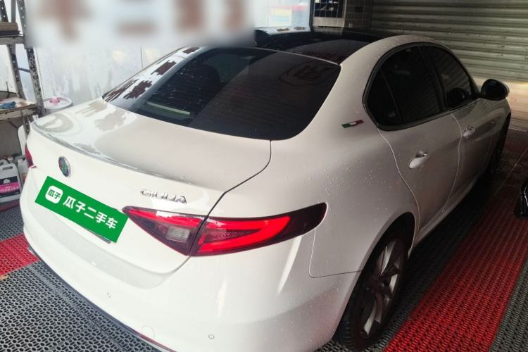 Used Alfa Romeo Giulia 2020 2.0T 280HP Luxury Edition
