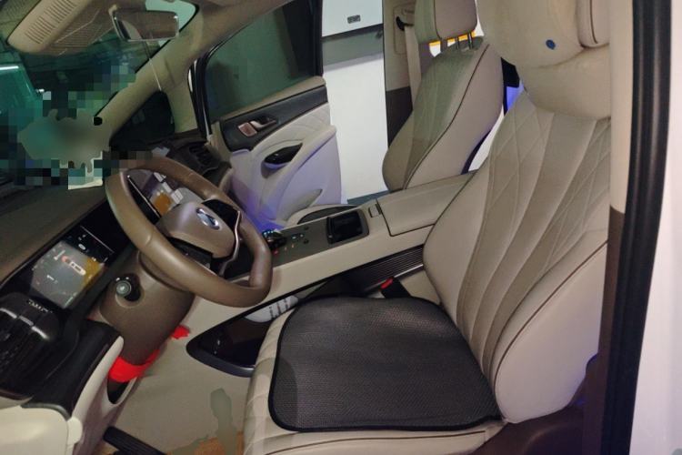 Used Denza D9 2022 DM-i 970 Four-Wheel Drive Prestige Model