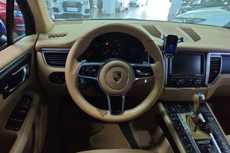 Used Porsche Macan 2016 Macan 2.0T
