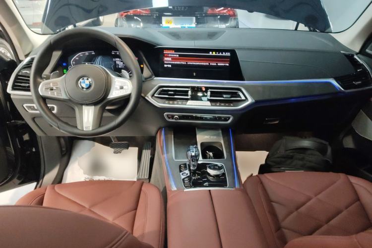 Used BMW X5 2022 Restyled xDrive 30Li Luxury Version M Sport Package