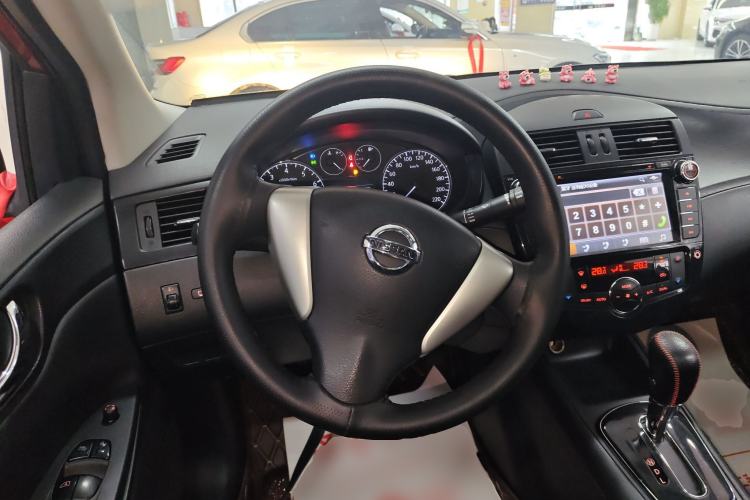 Used Nissan Tiida 2014 1.6L CVT Smart Model