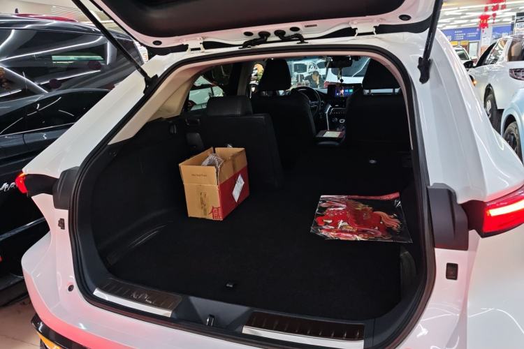 Used Toyota Venza 2022 Dual-Engine 2.5L CVT Two-Wheel Drive Luxury Edition