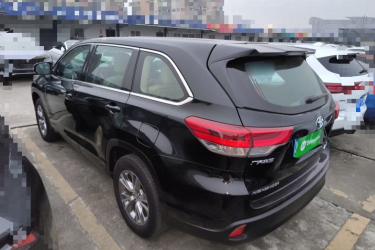 Used Toyota Highlander 2018 2.0T Two-Wheel Drive Elite Version 5 Seats China VI Standard