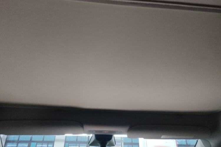 Used Tesla Model Y 2022 Long-Range All-Wheel-Drive Version