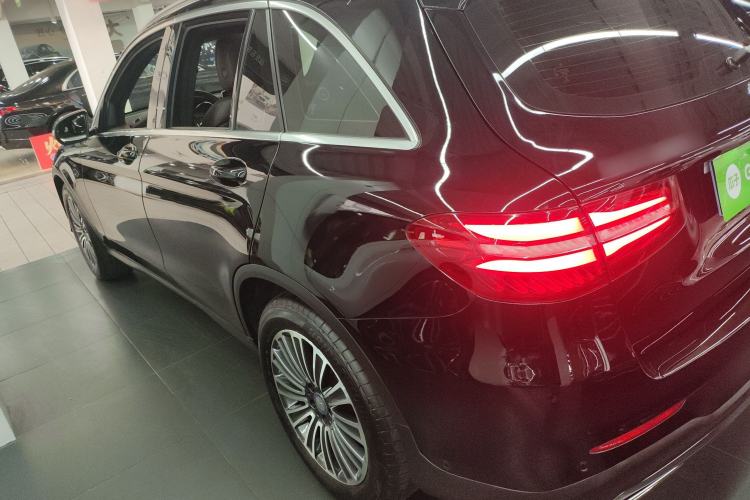 Used Mercedes-Benz GLC 2017 GLC 260 4MATIC Dynamic Edition
