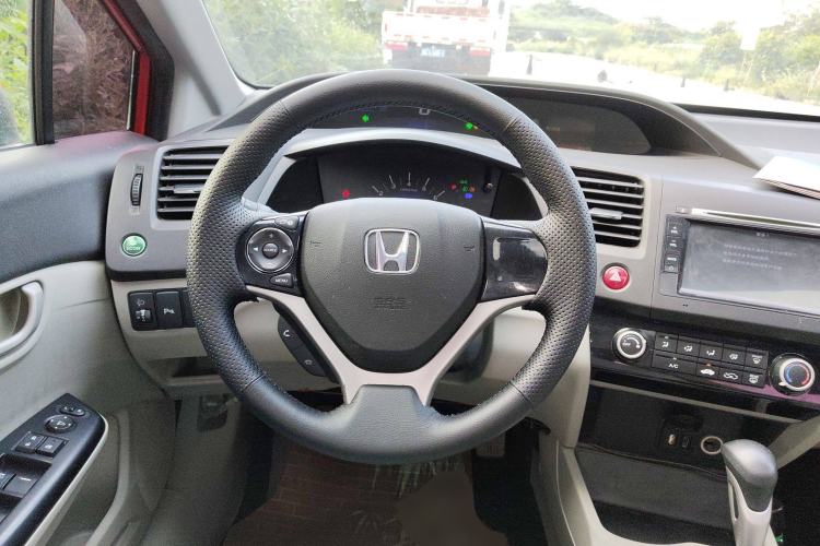 Used Honda Civic 2014 1.8L automatic comfort version
