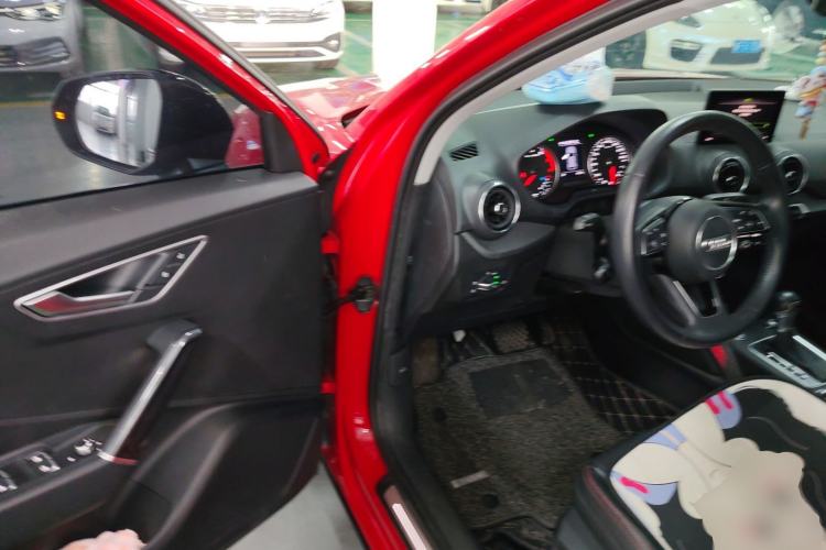 Used Audi Q2L 2020 35 TFSI Fashion Dynamic Model
