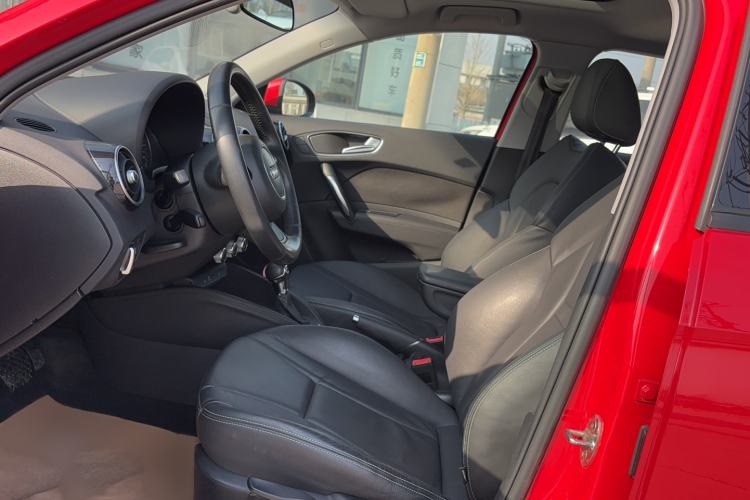 Used Audi A1 2014 30 TFSI Sportback Comfort Model