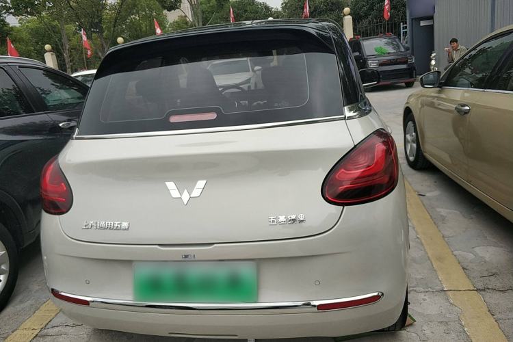 Used Wuling Bingo 2023 410 km Lingxi Deluxe Edition
