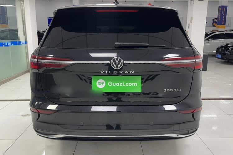 Used Volkswagen Viloran 2024 380TSI Luxury Edition
