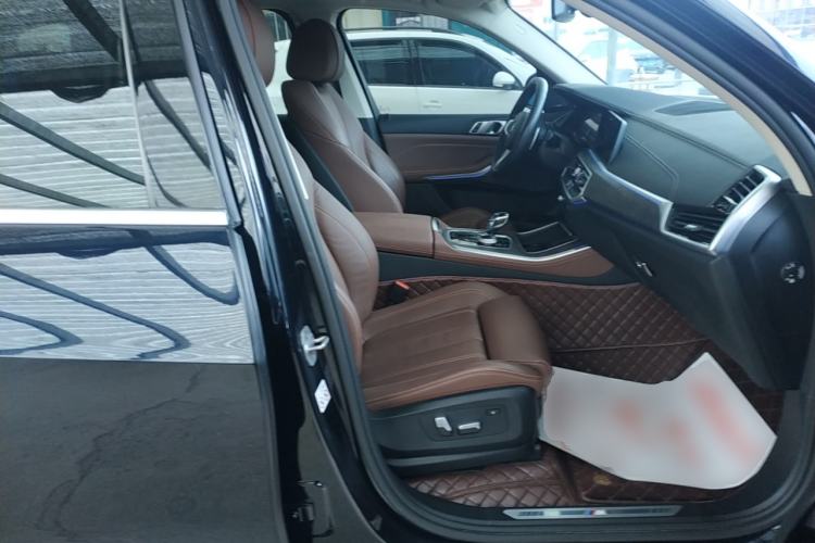 Used BMW X5 2021 xDrive40i M Sport Package
