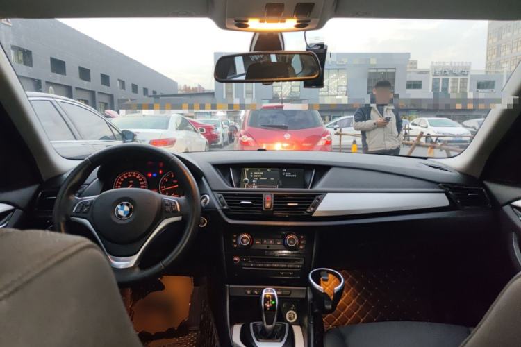 Used BMW X1 2014 sDrive18i Leading Model