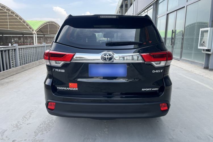 Used Toyota Highlander 2018 2.0T Four-Wheel Drive Luxury Version 7 Seats China VI Standard

