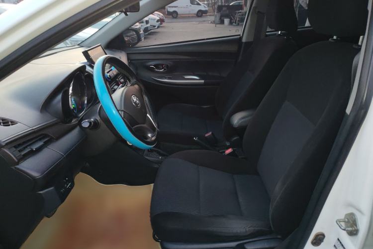 Used Toyota YARiS L 2015 1.5E Automatic Charm Edition
