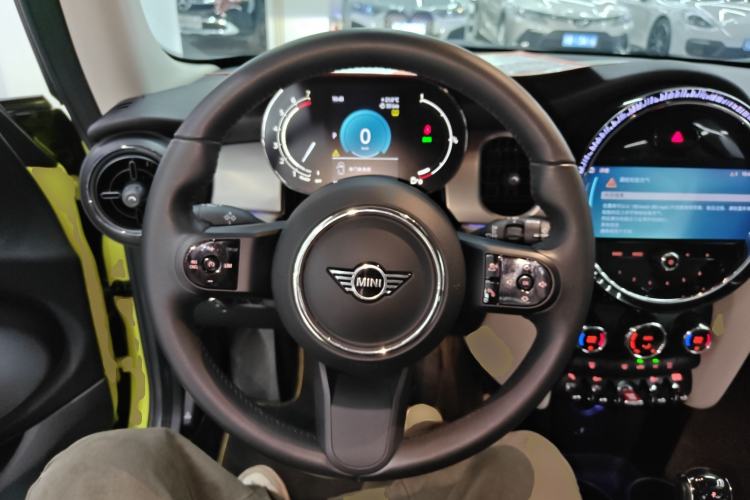 Used  MINI 2022 Updated 1.5T COOPER Artist
