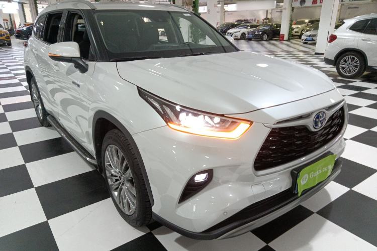 TDK.VehicleDetails.img