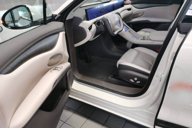 Used  LS6 2025 Long-Range Lingxi Smart Enjoyment Edition
