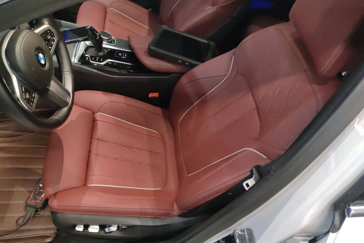 Used BMW 5 Series 2022 530Li Luxury Edition M Sport Package
