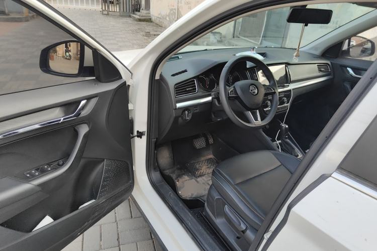 Used Skoda Kamiq 2021 1.5L Automatic Comfort Edition
