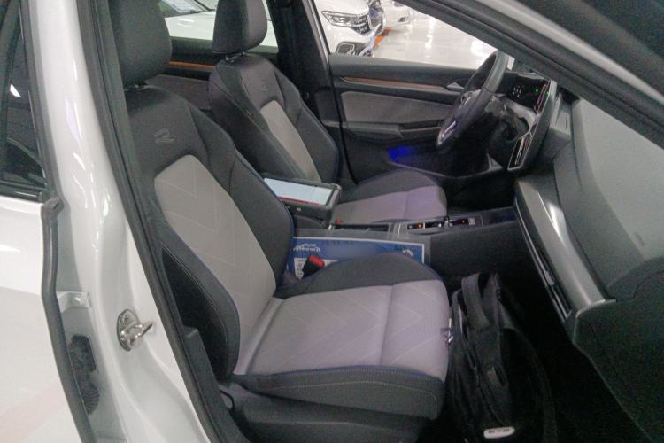 Used Volkswagen Golf 2025 300TSI R-Line