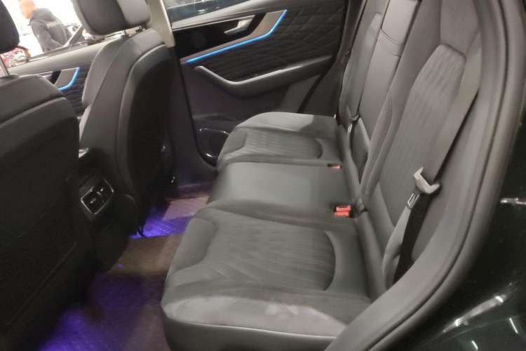 Used Hongqi HS5 2022 Revised Version 2.0T Smart Connect Flagship Edition
