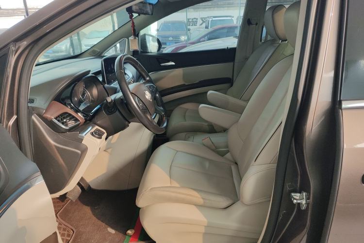 Used Buick GL8 2021 Land Cruiser Executive 652T Premium Model
