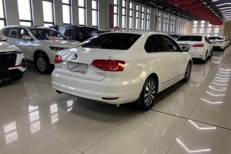 Used Volkswagen Sagitar 2015 230TSI Automatic Luxury Model