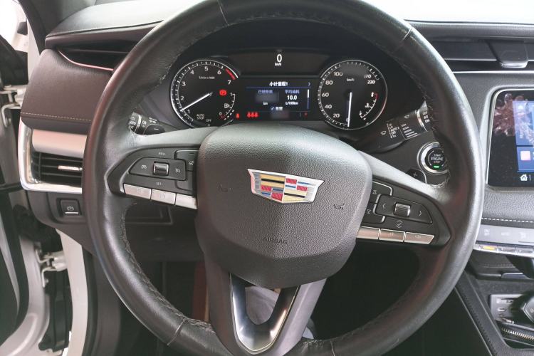 Used Cadillac XT4 2021 28T Two-Wheel Drive Leading Version
