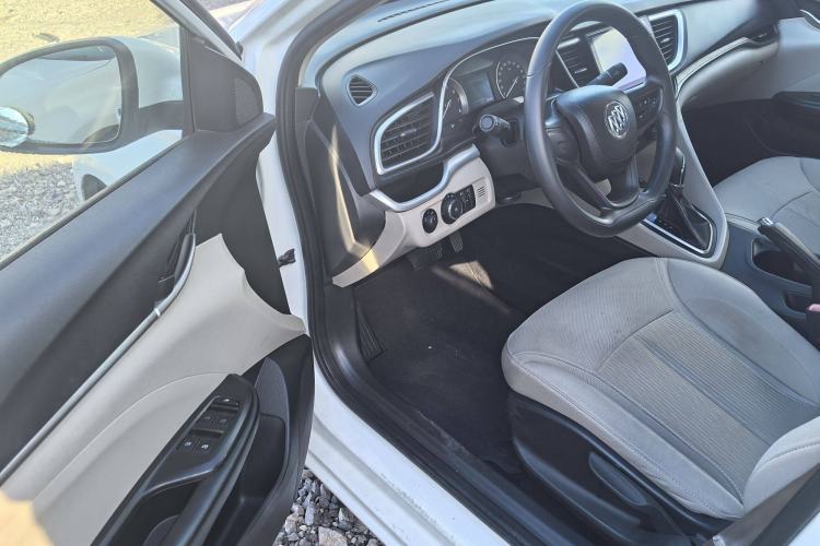 Used Buick GT 2015 15N Automatic Elite Version
