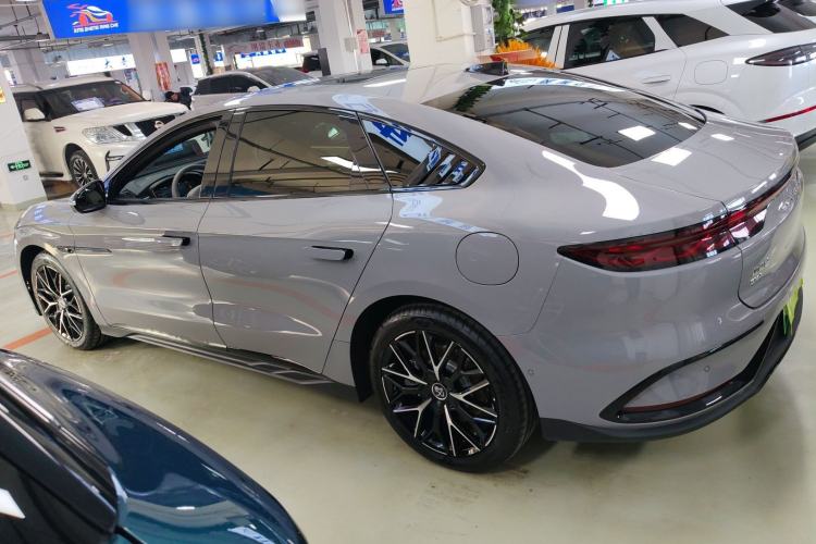 Used BYD Han 2025 DM-i Smart Drive 125KM Prestige Model
