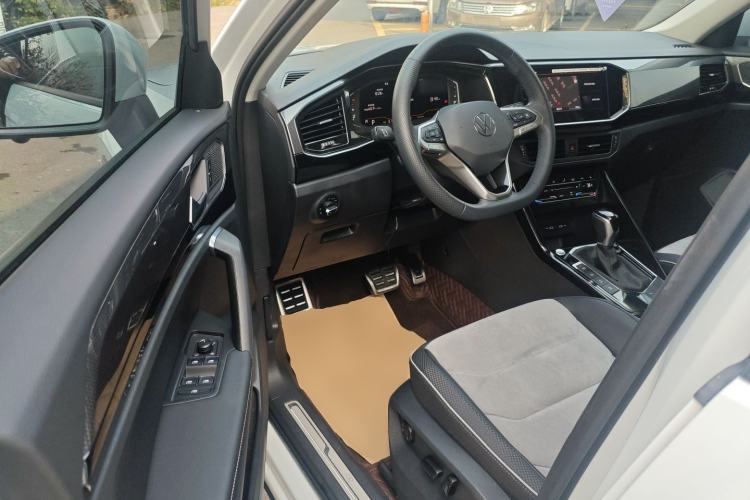 Used Volkswagen Tayron X 2020 330TSI Two-Wheel Drive Luxury Smart Connectivity Version
