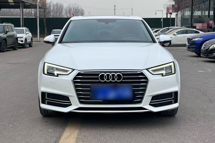 Used Audi A4L 2019 40 TFSI Ambition China VI
