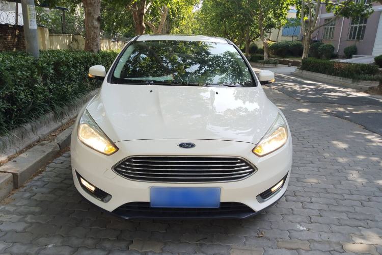 Used Ford Focus 2015 Sedan EcoBoost 180 Automatic Elite Model
